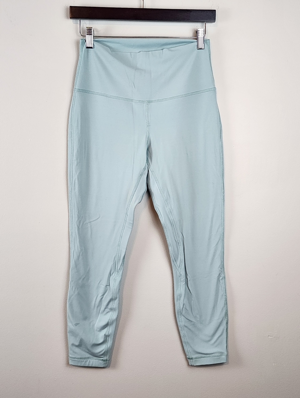 Lululemon Leggings sz 8 24" inseam